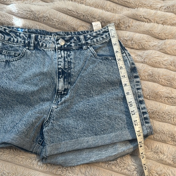 Refuge Jean shorts - Picture 6 of 6